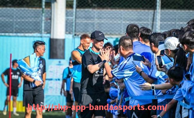 半岛体育app-2024年联盟裁判员新政执行效果是否符合预期