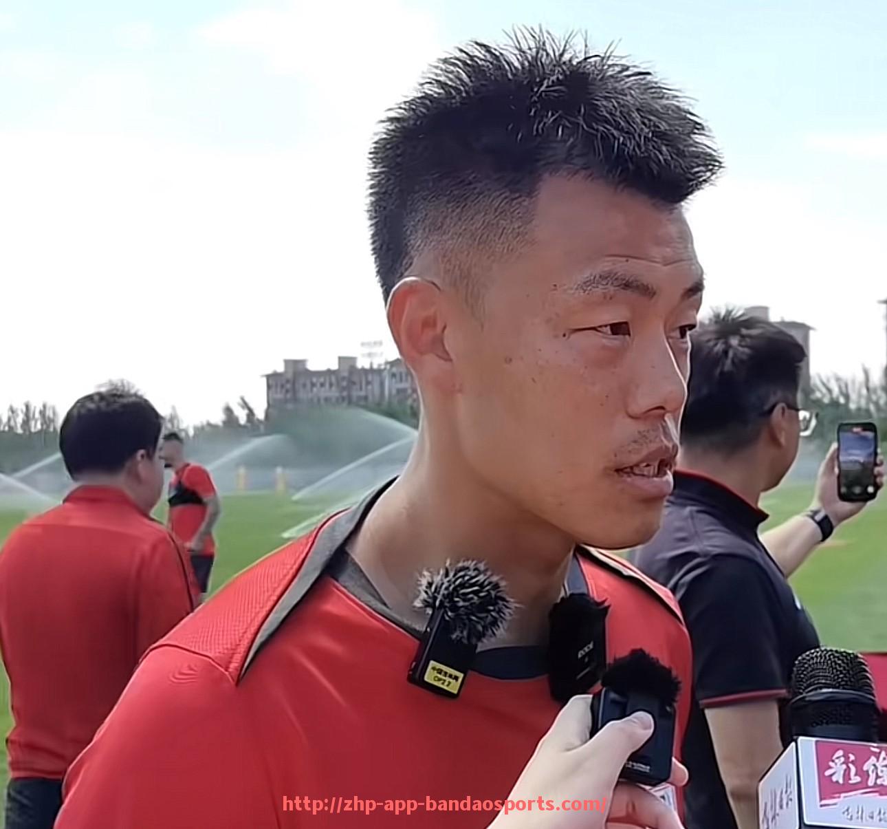 半岛体育app-法甲豪门球队：法国足球的顶级俱乐部盘点